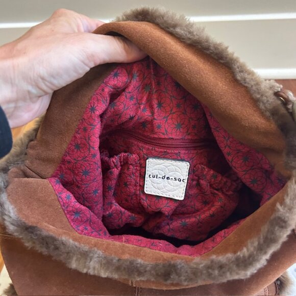 Cul de Sac Mahogony brown suede & leather hobo fur trim handbag. - Picture 5 of 6